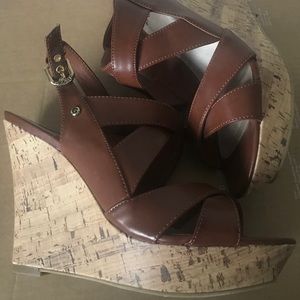 Guess strapped wedges